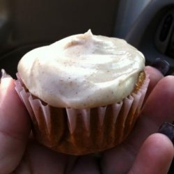 Pumpkin Cupcakes With Cinnamon Cream Cheese Frosting recipe