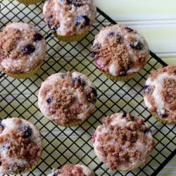 Berry Cheesecake Muffins recipe