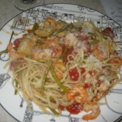 Shrimp With Pasta, Asparagus, Artichoke & Diced Tomatoes recipe