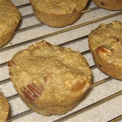 Quinoa Muffins with Peaches and Pecans recipe