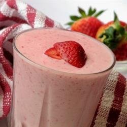 B and L's Strawberry Smoothie recipe