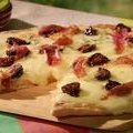 Four Cheese Pizza with Fig and Prosciutto recipe