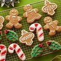 Gingerbread Cookies with Royal Icing (Sandra Lee) recipe