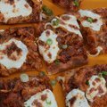 Sunny's Easy BBQ Chicken Pizza (Sunny Anderson) recipe