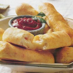 String Cheese Sticks With Dipping Sauce recipe