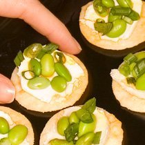Rice Crackers With Goat Cheese And Edamame recipe