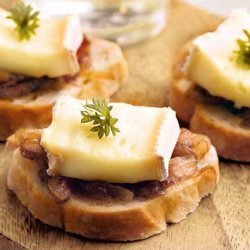 Carmelized Onion And Brie Bites recipe