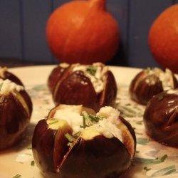Roasted Figs With Goat Cheese recipe