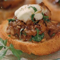Mushroom Garlic Crostini For The Slow Cooker recipe