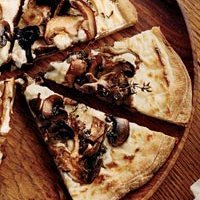 Mushroom And Goat Cheese Bechamel Pizzas recipe