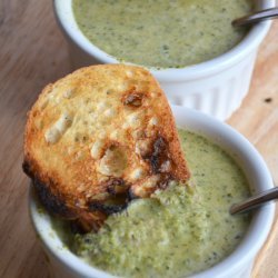 Cheesy Broccoli Soup recipe