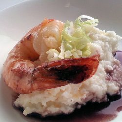 Jumbo Shrimp In Red Wine Reduction With Grits recipe
