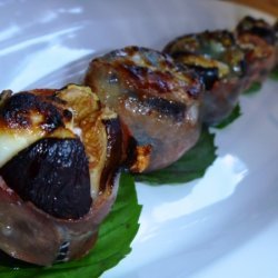 Roasted Figs With Prosciutto, Goat Cheese, Blackbe... recipe