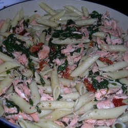 Pasta With Salmon Spinach And Sundried Tomatoes recipe