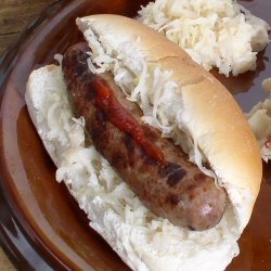 Grilled Beer Brats With Onions recipe