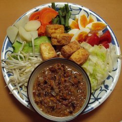 Indonesian Salad With Peanut Sauce recipe