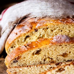 Irish Soda Bread with Raisins recipe