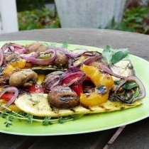 Grilled Summer Vegetables With Herb Dressing recipe