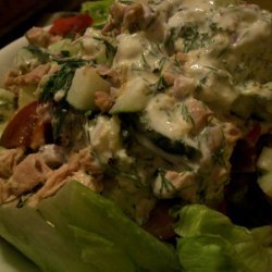Creamy Garden Salad With Tuna recipe