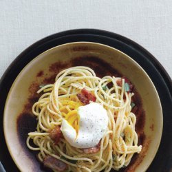 Peppery Pasta Carbonara with Poached Egg recipe