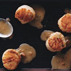 Seared Scallops with Tarragon-Butter Sauce recipe