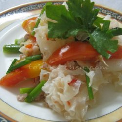 Spicy Snow Fungi Mushroom Salad (yam Hed Hou Nou K... recipe