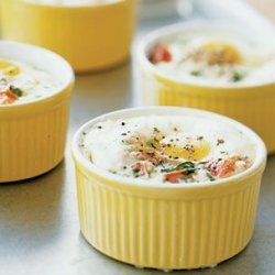 Baked Eggs With Tomatoes, Herbs And Cream recipe