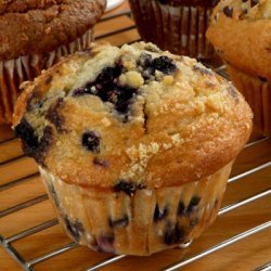 Blueberry Muffins With Cinnamon Crumble recipe