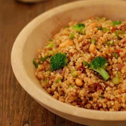 Zesty Quinoa With Broccoli And Cashews recipe