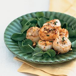 Scallops with Hazelnuts and Browned Butter Vinaigrette recipe