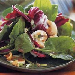 Spinach and Radicchio Salad with Mushrooms and Cashews recipe