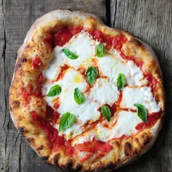 Pizza Margherita recipe