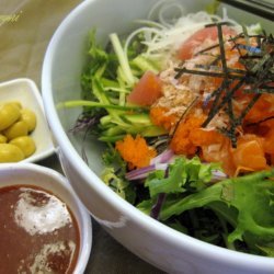 Raw Fish And Salad On Rice Bowl Hwe Dup Bab recipe