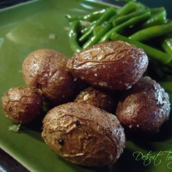 Fingerling Potatoes With Roasted Garlic recipe