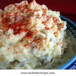 Anne Burrell's Garlic Yukon Gold Mashed Potatoes recipe