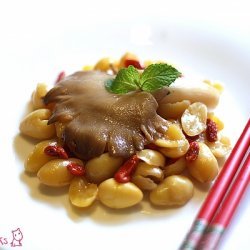 Stir Fry Abalone Mushroom With Gingko Nuts And Wol... recipe