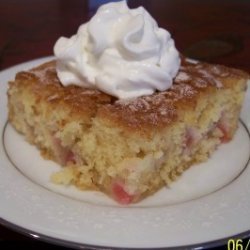Moms White Rhubarb Cake recipe