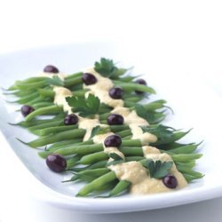 Green Bean Salad with Tuna Sauce and Olives recipe