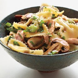 Farfalle with Tuna and Rosemary Mushroom Sauce recipe