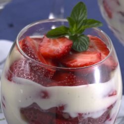 Strawberries And Cream Parfaits recipe