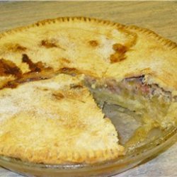Amana Ox Yoke Inn Rhubarb Custard Pie recipe