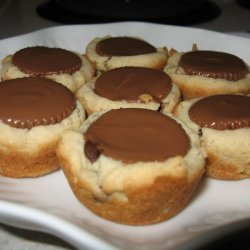 Easy And Cute Peanut Butter Cup Cookies recipe