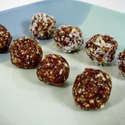 Dates And Nuts Sweets recipe