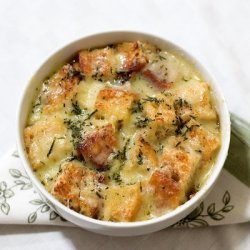 French Roasted  Onion Soup With Thyme recipe