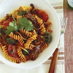 Beef with Tomatoes, Pasta, and Chili Sauce recipe