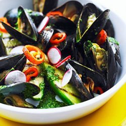 Grilled Mussels with Cilantro Bath recipe