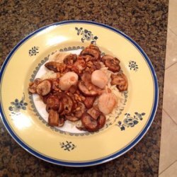 Sauteed Scallops and Mushrooms with Pine Nuts recipe