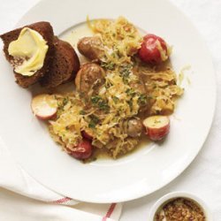 Slow-Cooker Sausages With Sauerkraut and Potatoes (4 - 6 qt) recipe