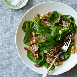 Warm Walnut Spinach Salad recipe