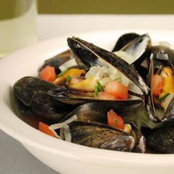 Mussels with Leeks, Fennel, and Tomatoes recipe